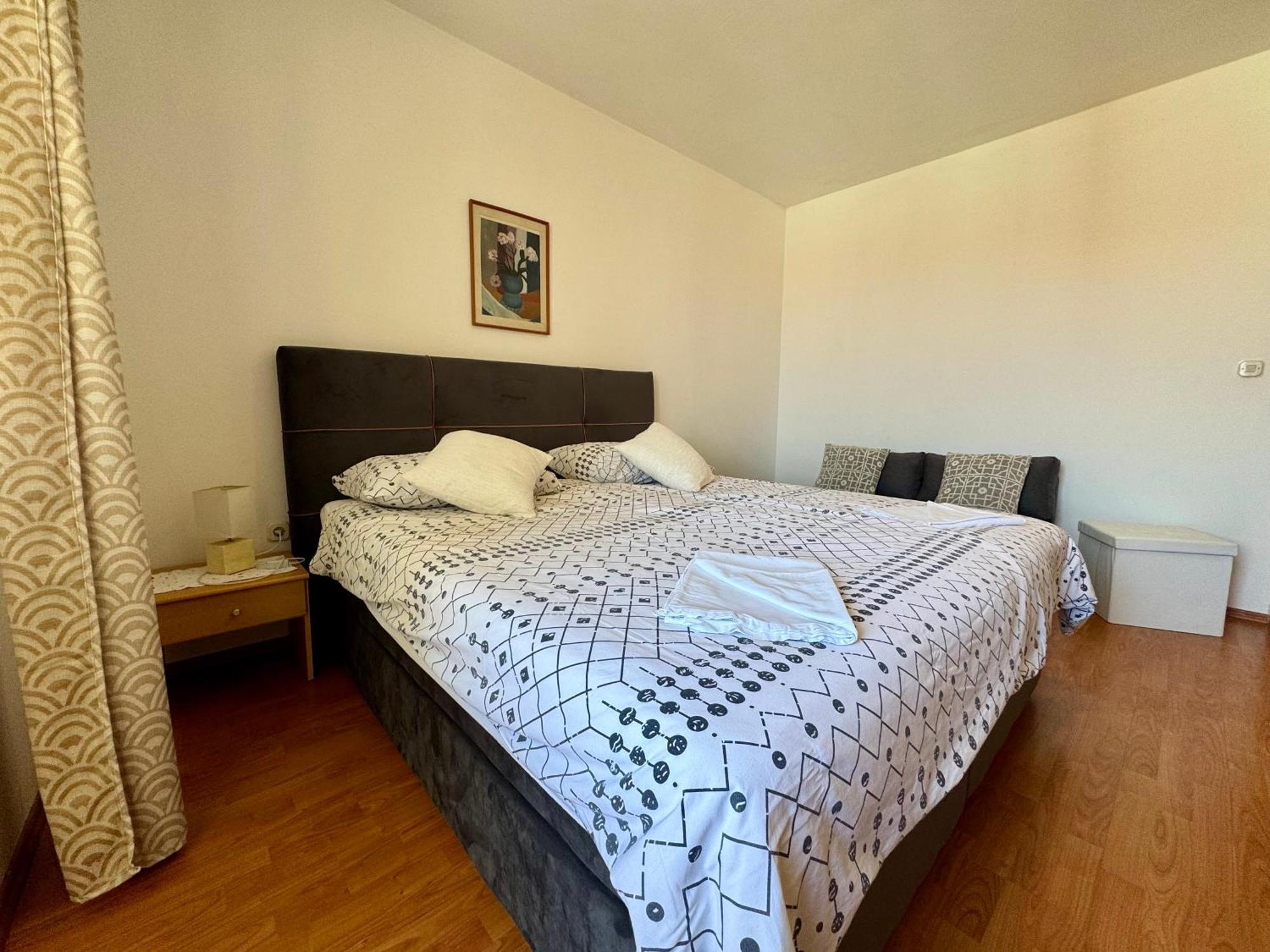 Apartments Maricic Banjol Екстер'єр фото