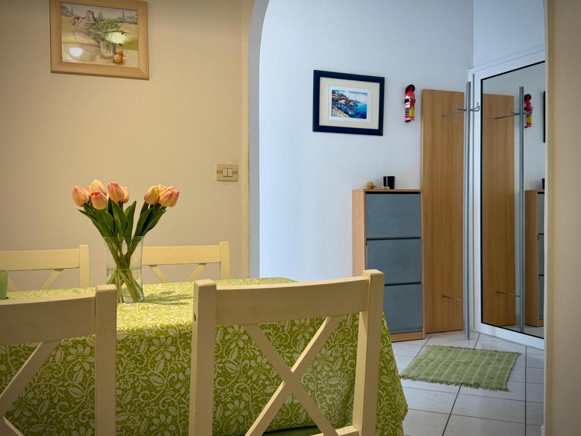 Apartments Maricic Banjol Екстер'єр фото