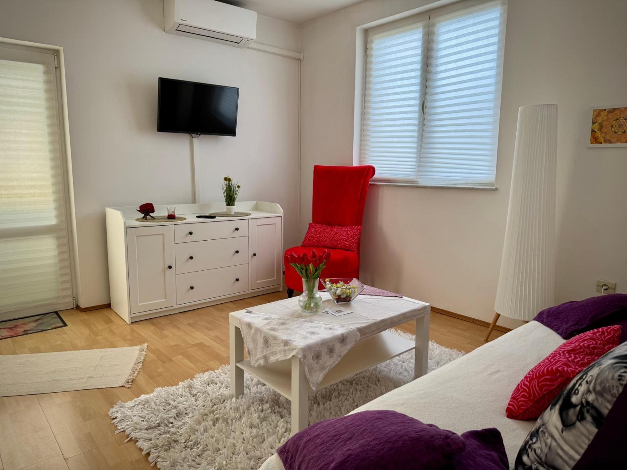 Apartments Maricic Banjol Екстер'єр фото